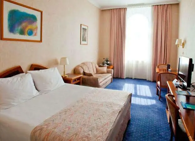 Radisson Blu Béke Hotel, Budapest Hotel