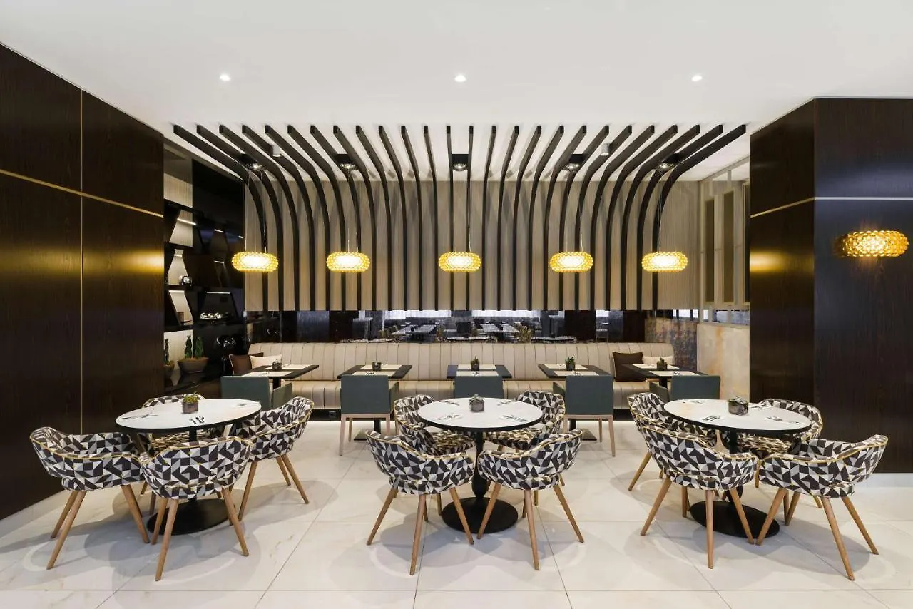 Radisson Blu Béke Hotel, Budapest 4*,  Hongrie