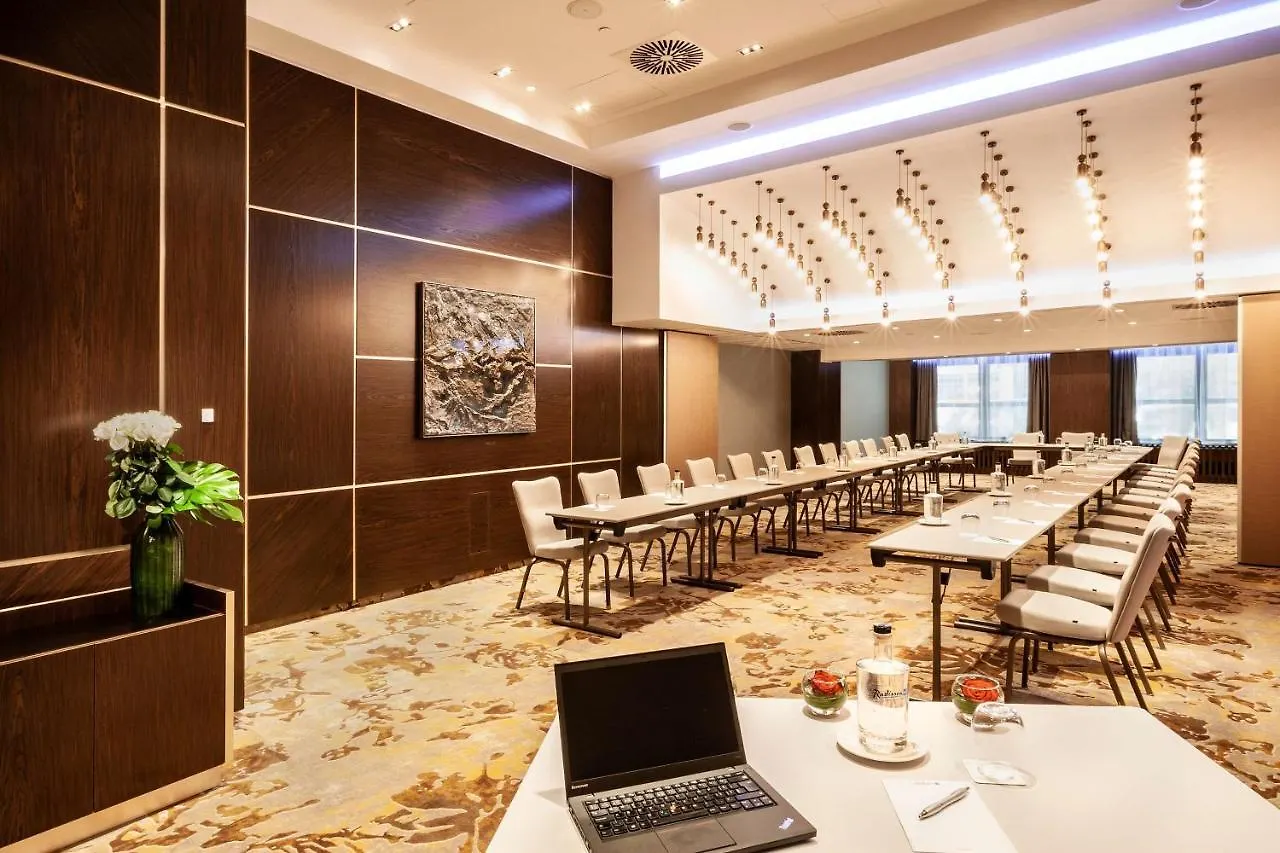 Radisson Blu Béke Hotel, Budapest 4*,  Hongrie
